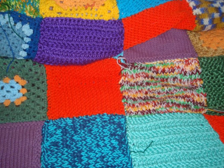 Campaña contra el frío «Tejidos Solidarios 2020»