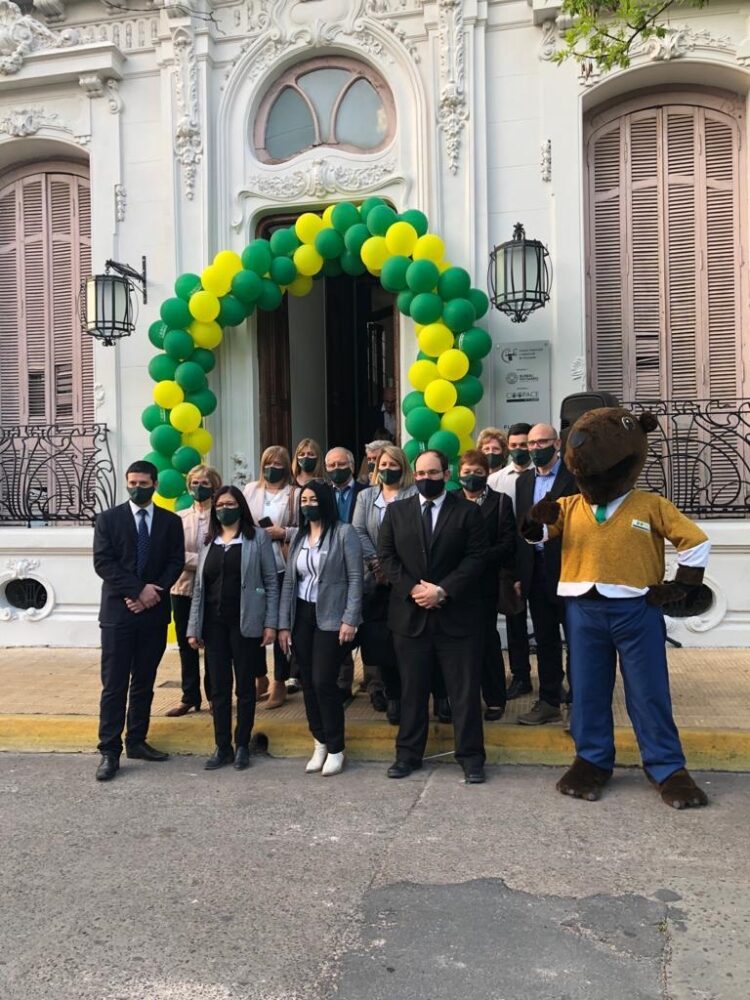 Inauguración de filial de Coopace en Paysandú