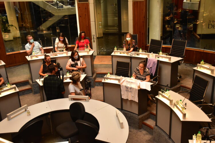 Junta Departamental de Montevideo homenajeó a Mujeres Cooperativas