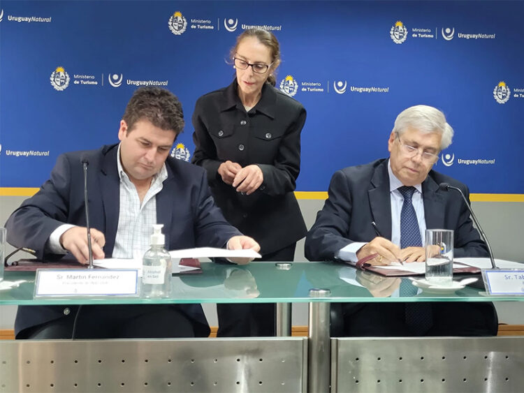 INACOOP y MINTUR firmaron convenio para desarrollo de cooperativas en sector turismo