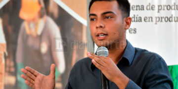 Formación de una cooperativa para canalizar las ventas de miel de los apicultores de Rivera