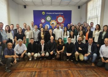 Visita de la delegación de SICREDI a CONFIAR