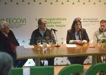 Firma de Convenio entre FCPU y FECOVI: un paso más hacia la cooperación